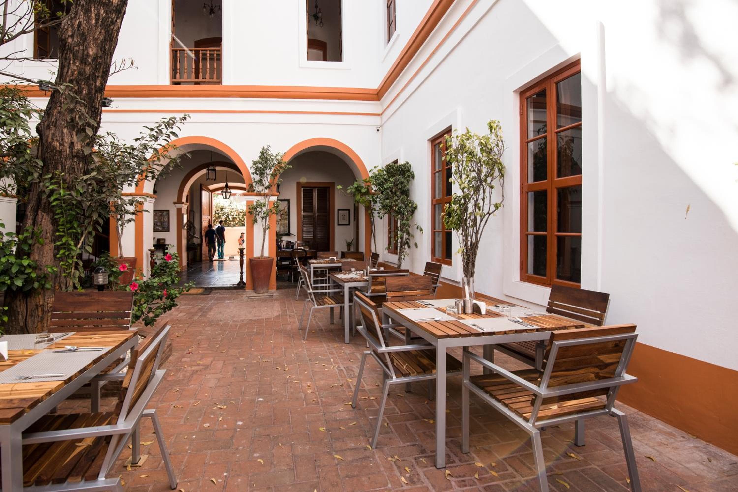 Hotel de L'Orient – Neemrana thumbnail 4