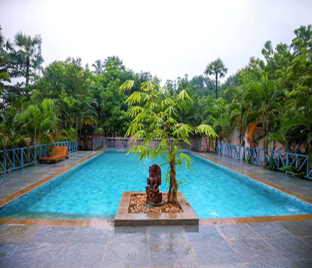 Tanto Far Beach Resort thumbnail 4