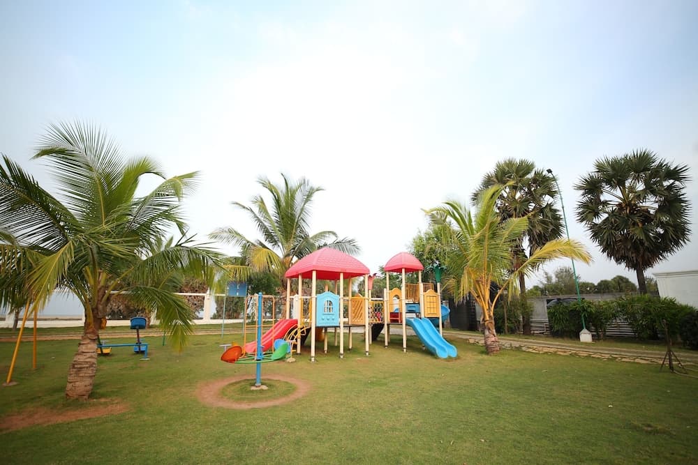 Le Pondy Beach Resort thumbnail 4
